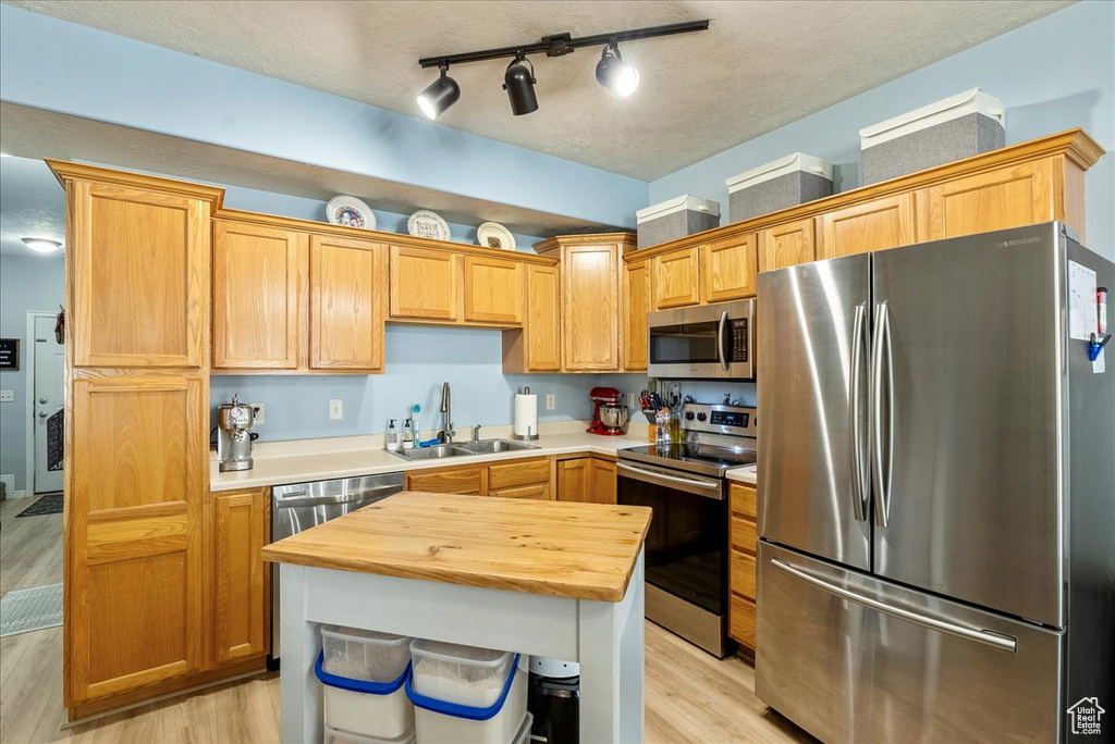 Photo 12 for MLS #2103035 at 6664 S Pines Point Way
