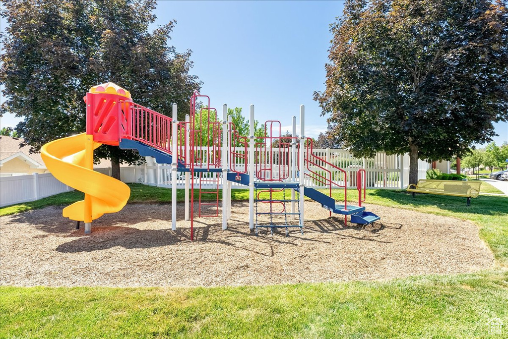 Photo 38 for MLS #2103035 at 6664 S Pines Point Way