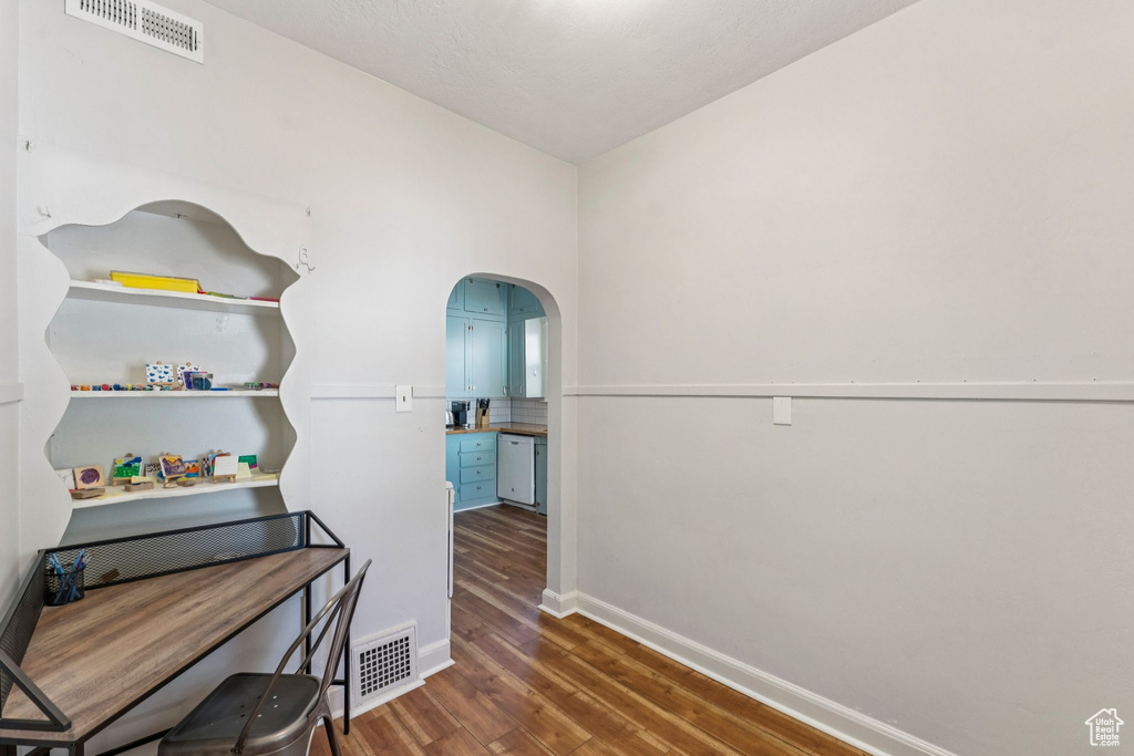 Photo 20 for MLS #2103039 at 714 S 600 East