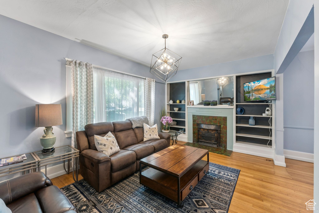 Photo 5 for MLS #2103039 at 714 S 600 East