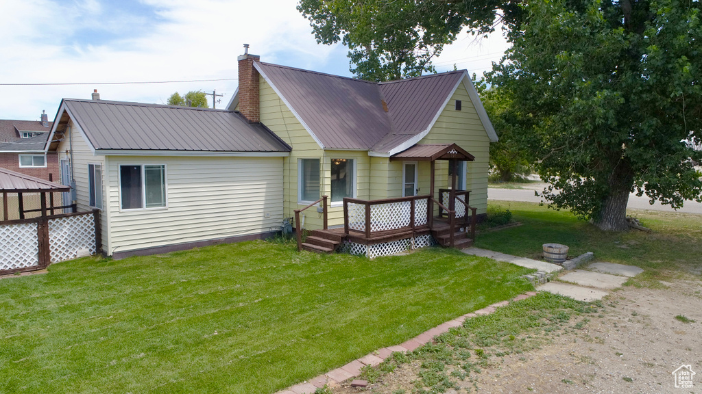 Photo 3 for MLS #2103041 at 191 E 1st