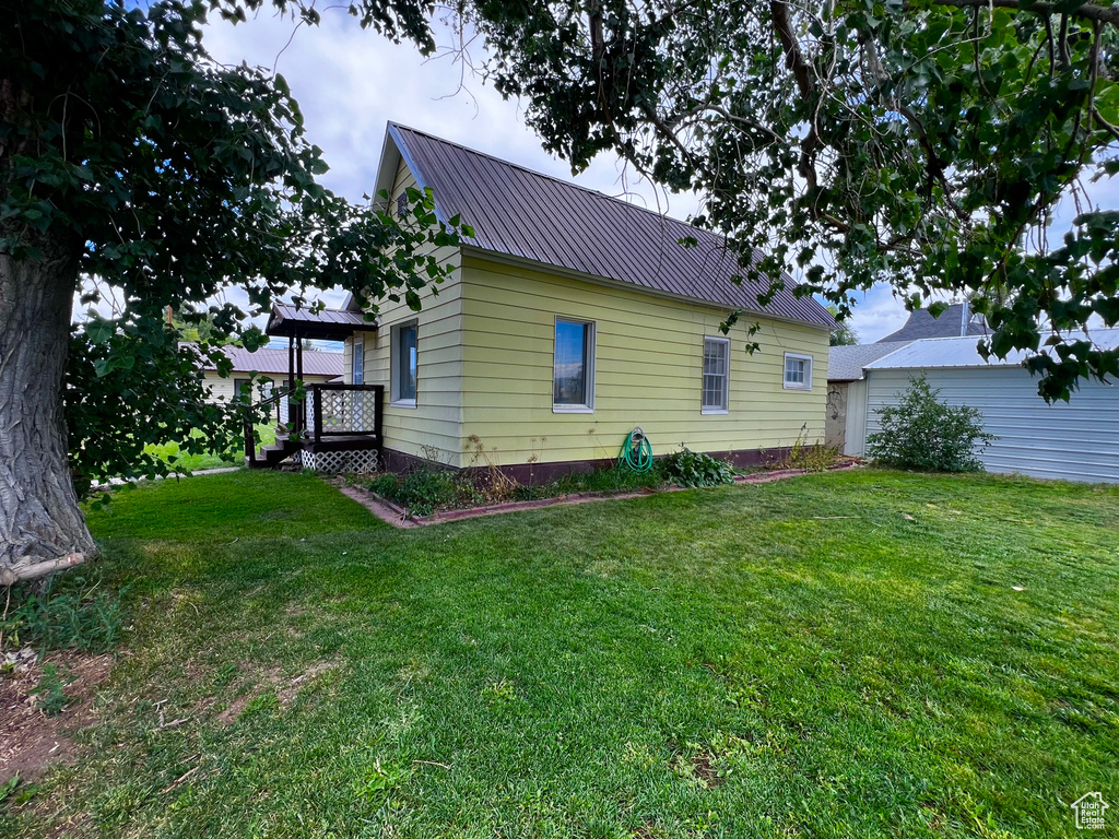 Photo 13 for MLS #2103041 at 191 E 1st