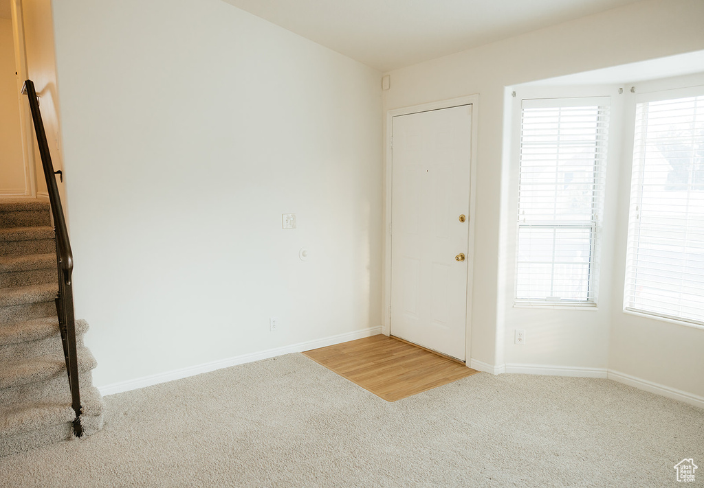 Photo 3 for MLS #2103045 at 1636 W Plum Creek Dr