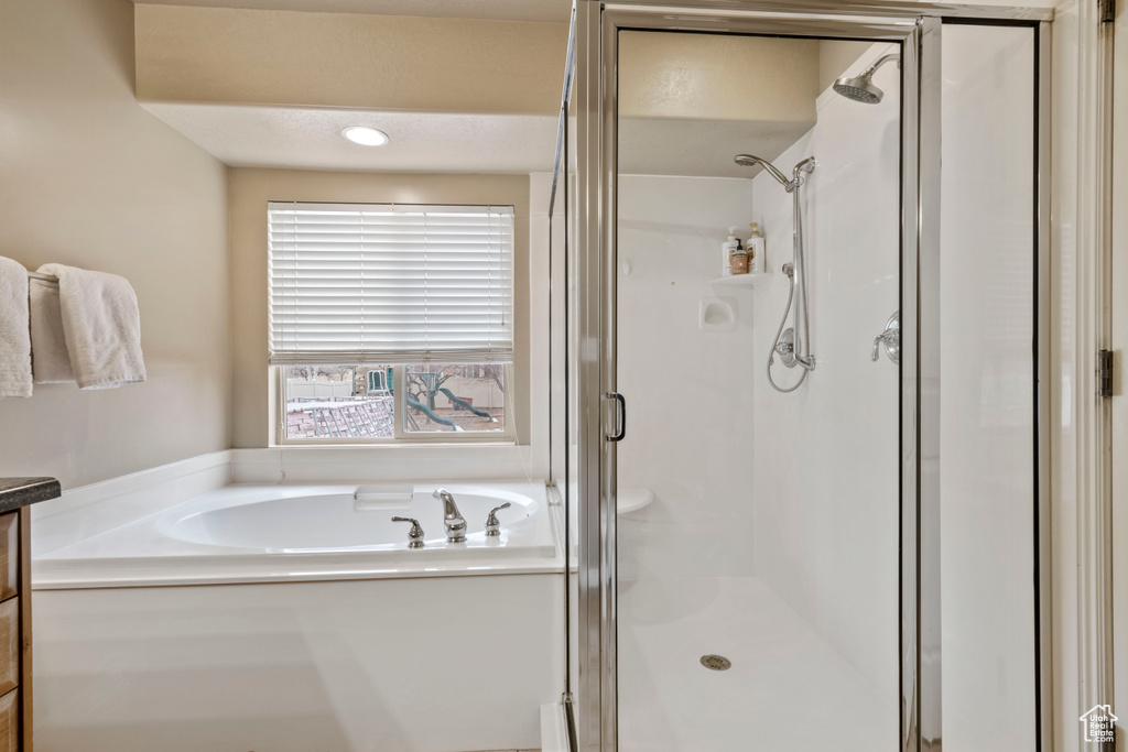 956 S 1525 W Syracuse, UT 84075