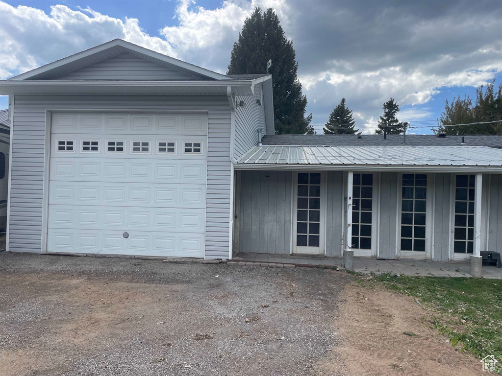 Photo 10 for MLS #2103057 at 281 S 1st