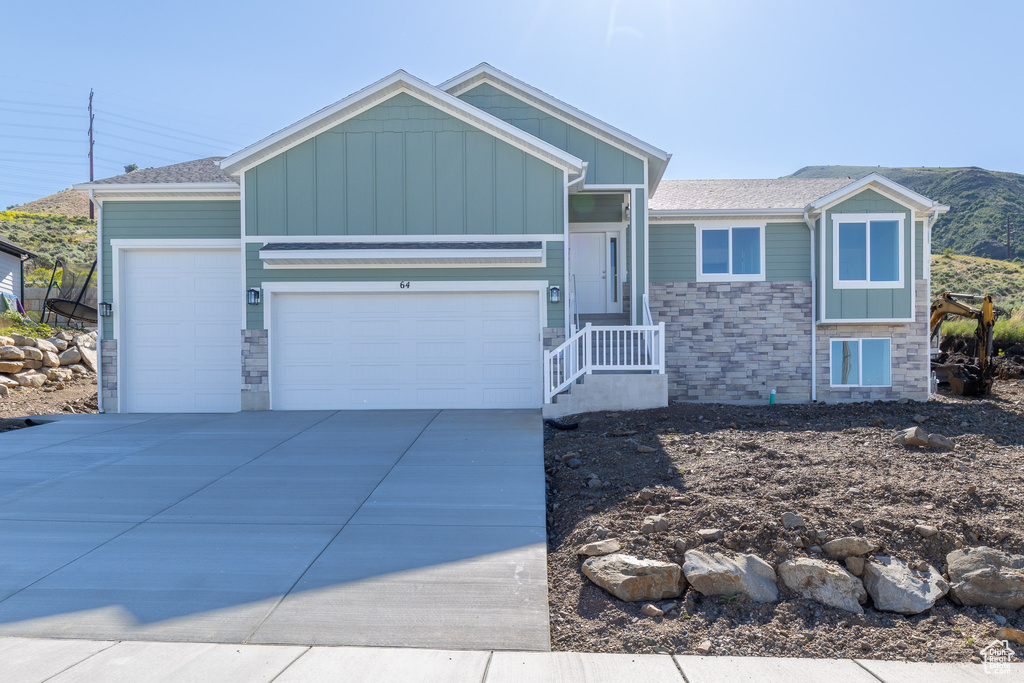 Photo 19 for MLS #2103058 at 64 N Bywater Way