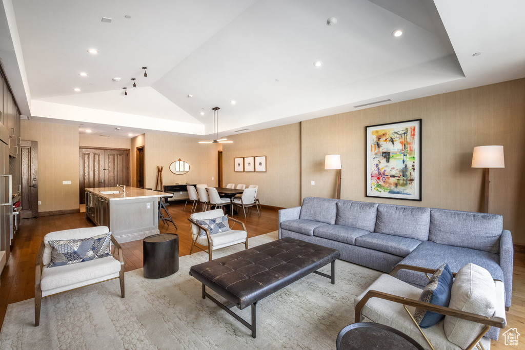 Photo 5 for MLS #2103073 at 2290 E Deer Valley Dr #4030
