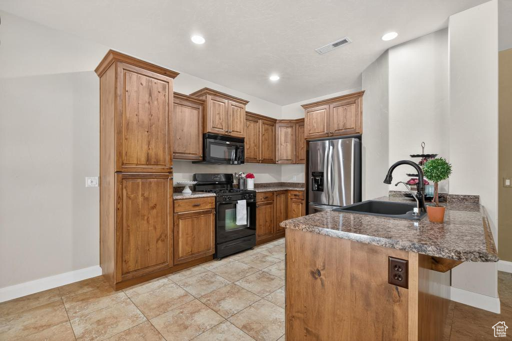 Photo 6 for MLS #2103091 at 522 N La Ruta Dr