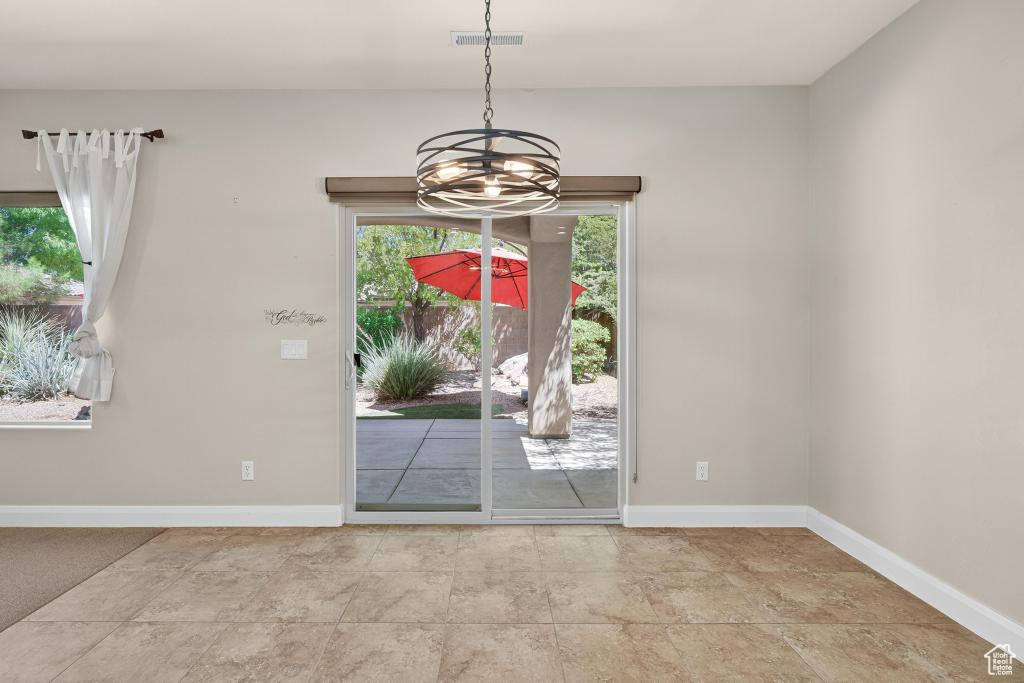 Photo 13 for MLS #2103091 at 522 N La Ruta Dr