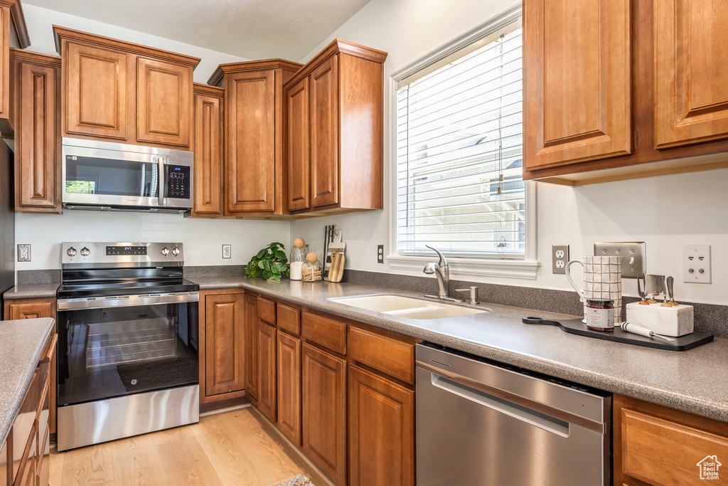 10891 S TOPVIEW RD South Jordan, UT 84009