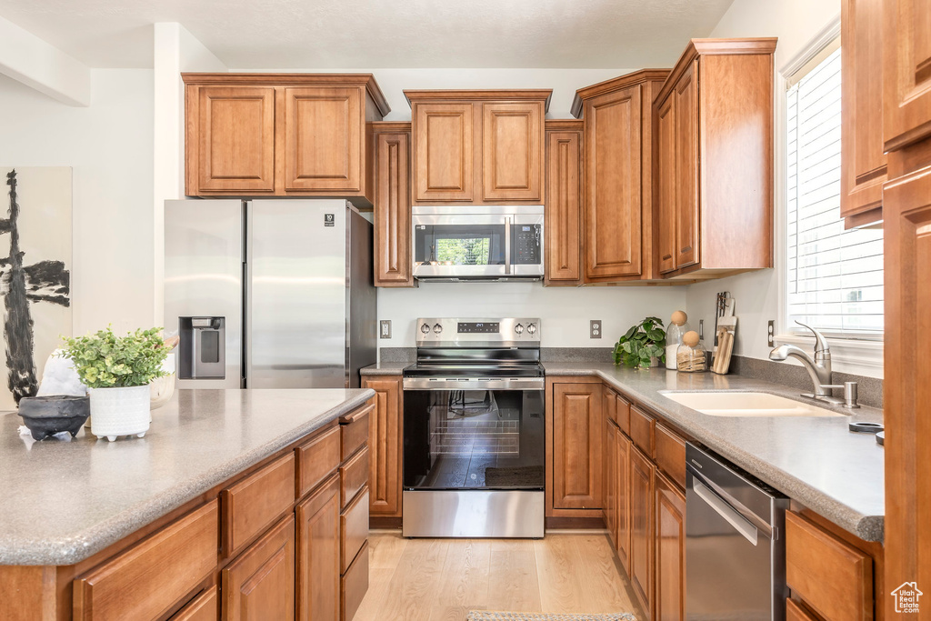 10891 S TOPVIEW RD South Jordan, UT 84009