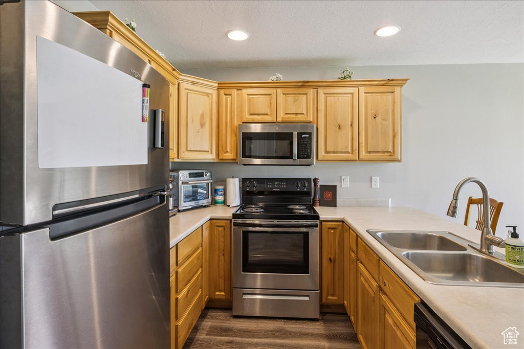 1811 N CLARK ST Layton, UT 84041