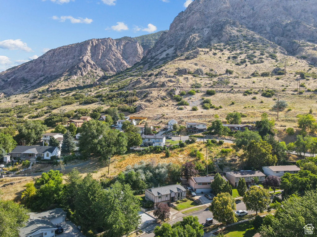 1272 E EARL DR Ogden, UT 84404