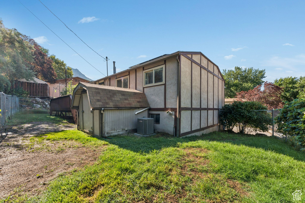 1272 E EARL DR Ogden, UT 84404