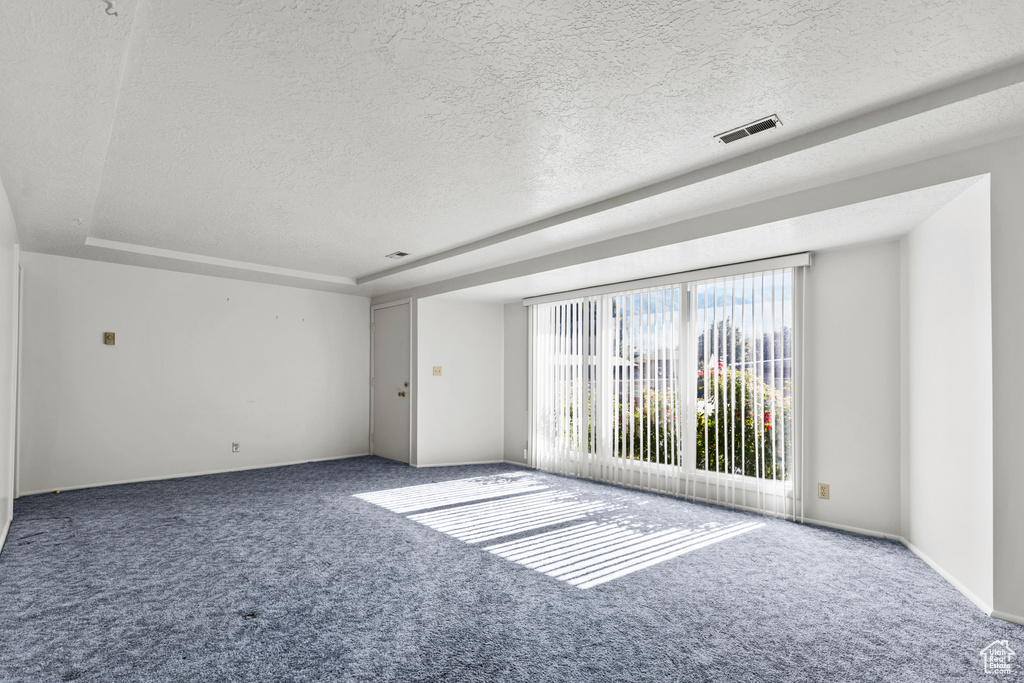 5582 S 975 E South Ogden, UT 84405