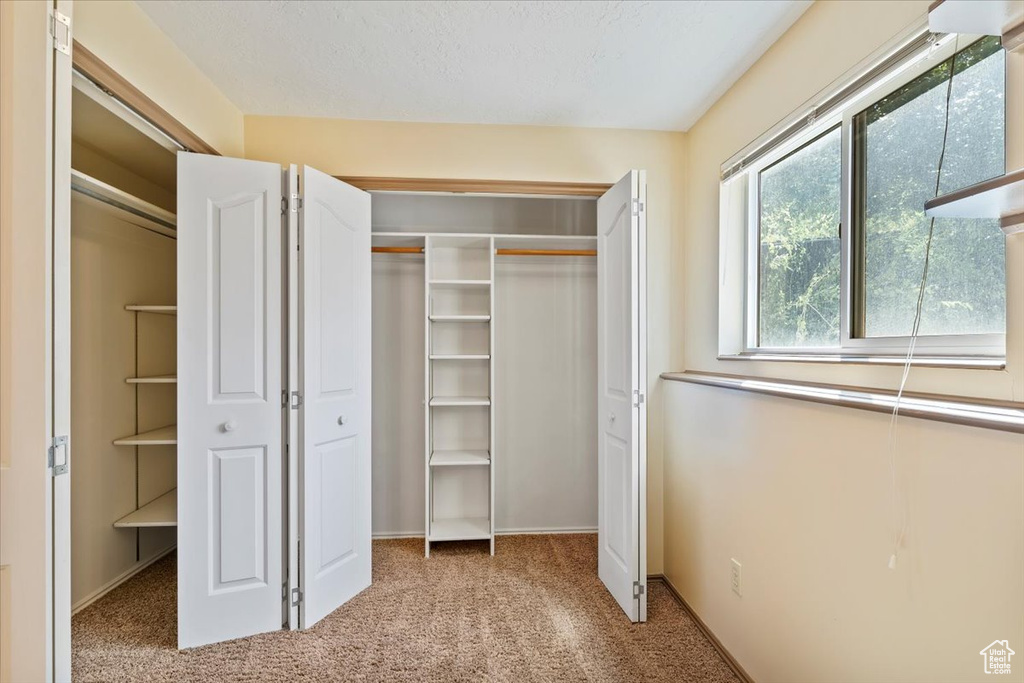 961 E 900 N Ogden, UT 84404