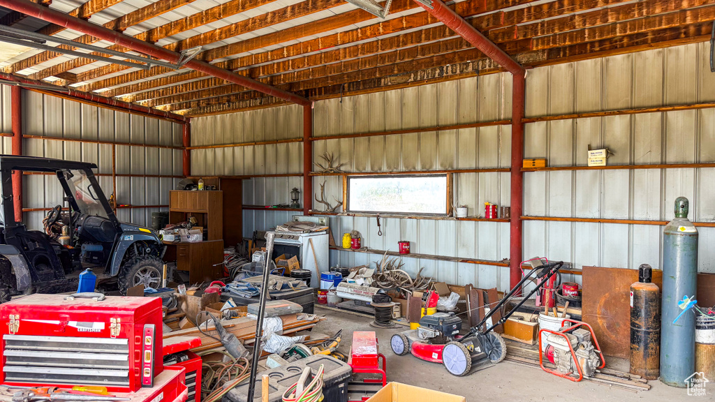 3367 E 4750 S Wellington, UT 84542