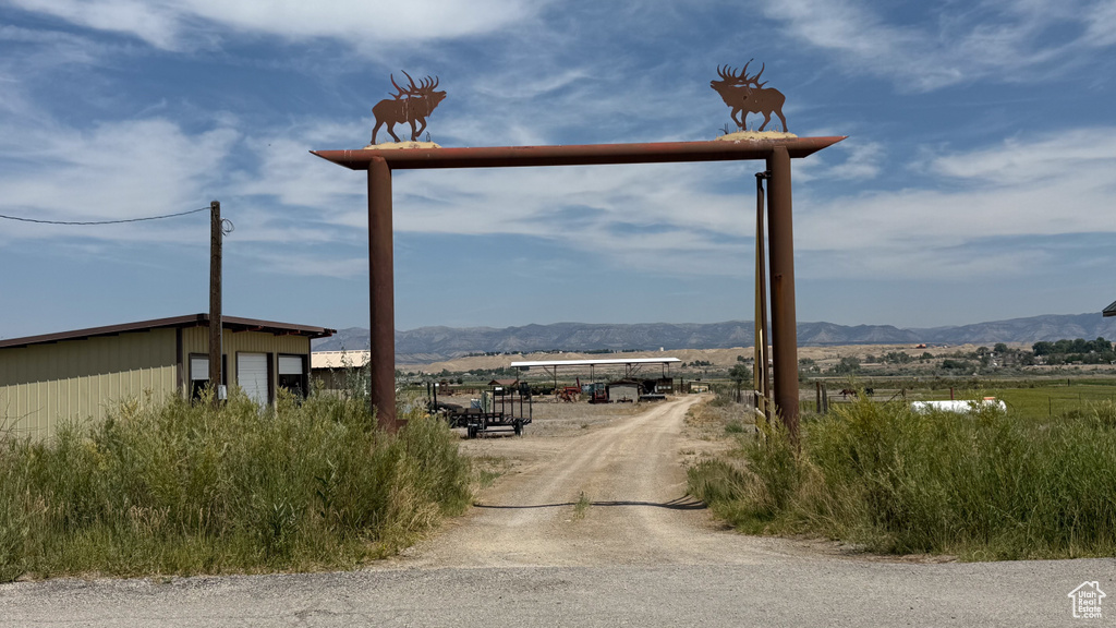 3367 E 4750 S Wellington, UT 84542