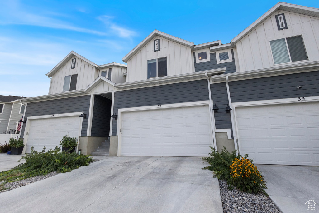 37 N WAYNE WAY Grantsville, UT 84029