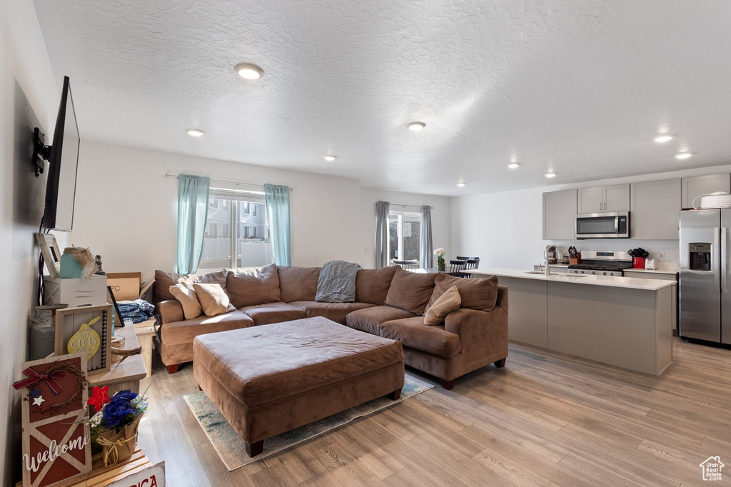 37 N WAYNE WAY Grantsville, UT 84029