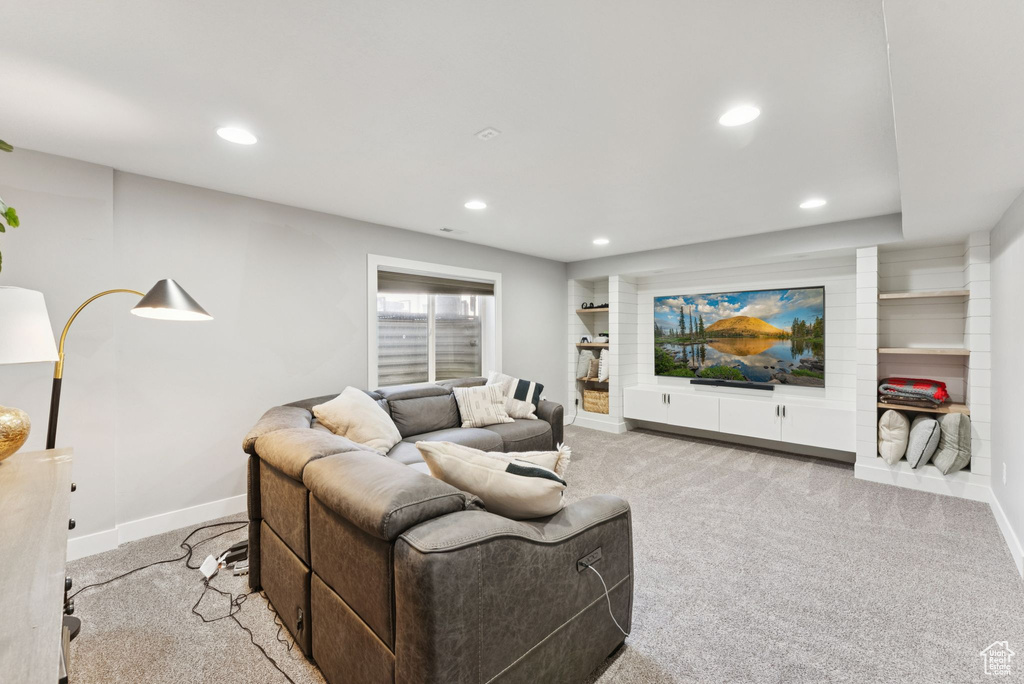 2228 S MOUNTAIN VIEW BLVD Woods Cross, UT 84087