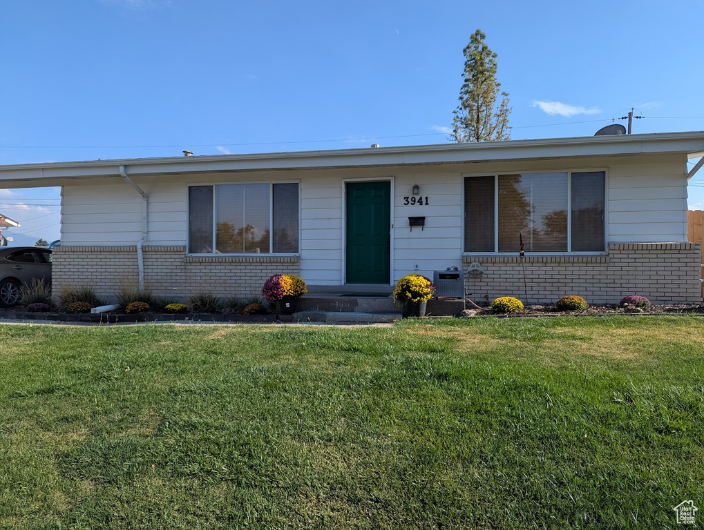 Photo 5 for MLS #2103152 at 3941 W 4990 South