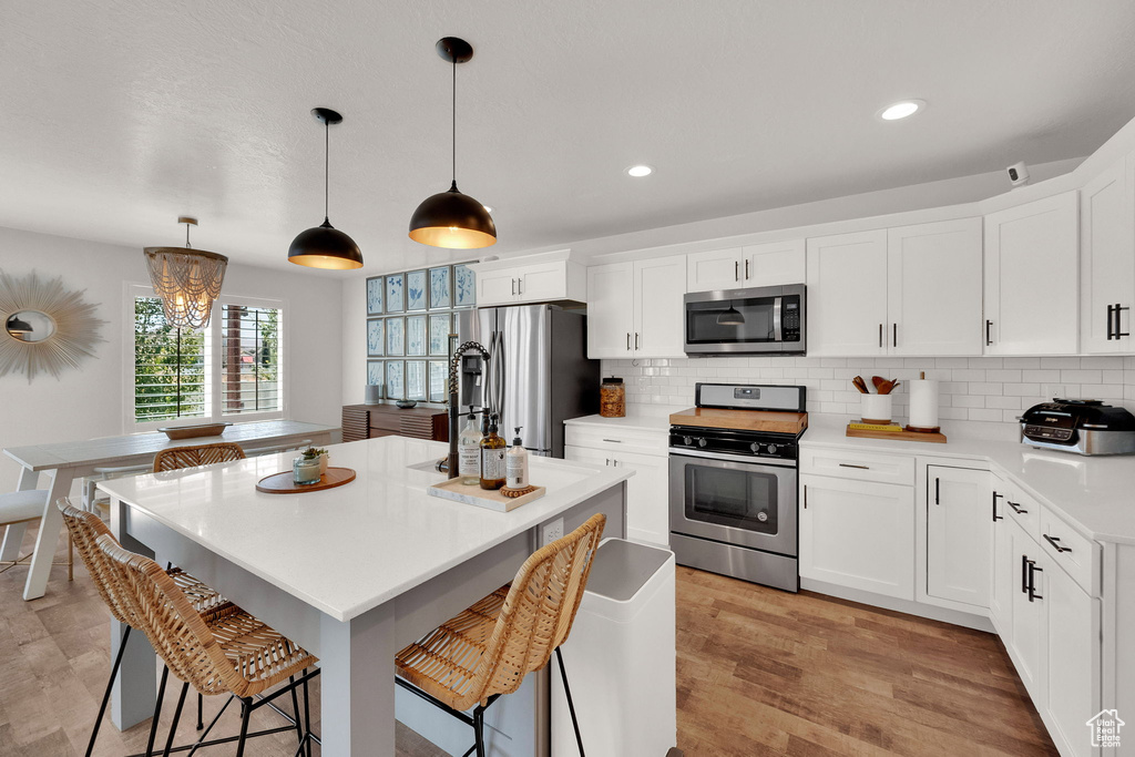 915 W MCKENNA RD Bluffdale, UT 84065