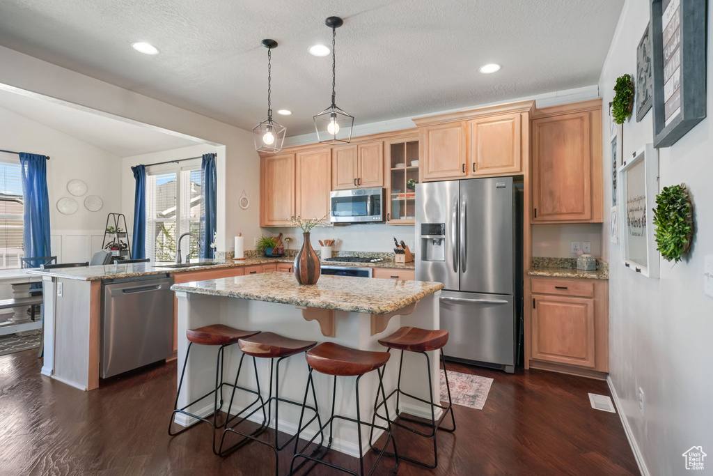 83 N CANYON MAPLE RD Vineyard, UT 84059