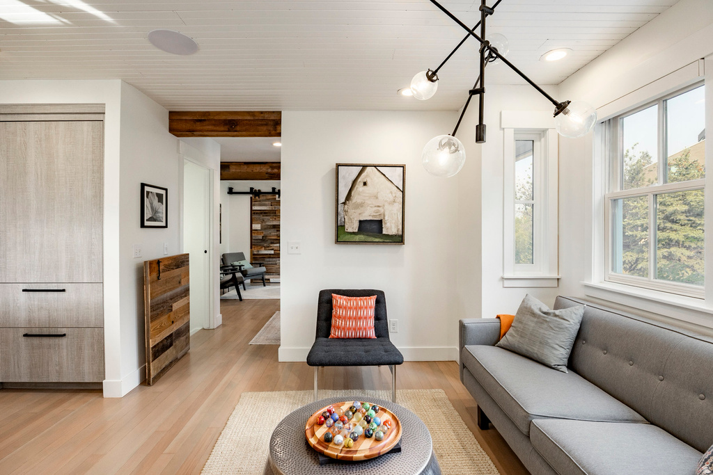 347 MCHENRY AVE Park City, UT 84060