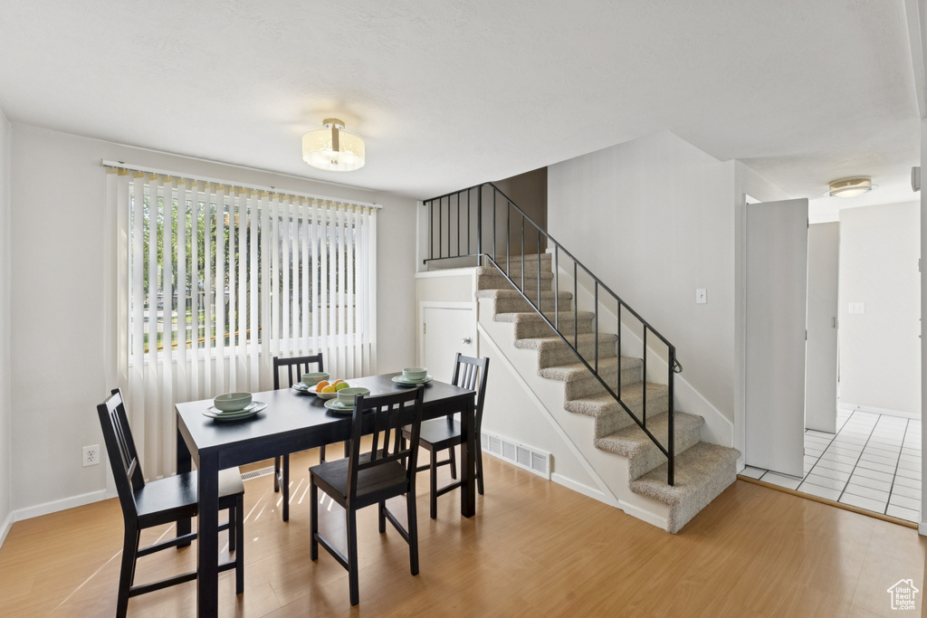 4301 S CROMWELL CT Salt Lake City, UT 84123