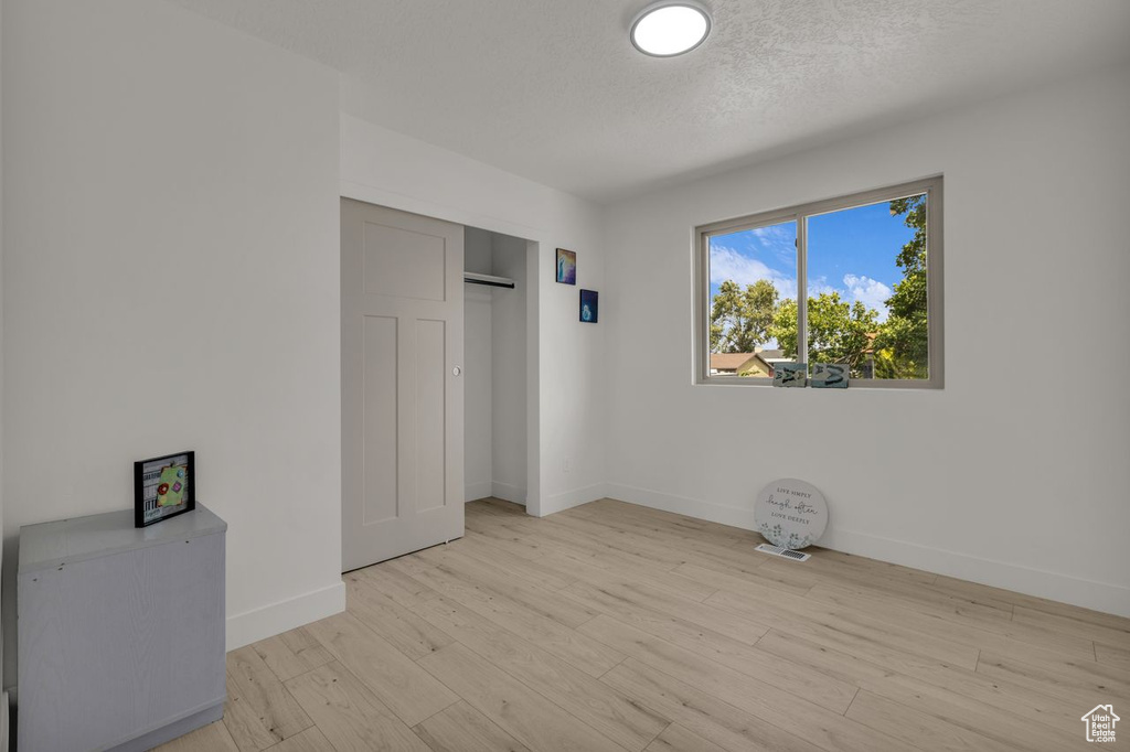4323 W VALDOWN AVE West Valley City, UT 84120