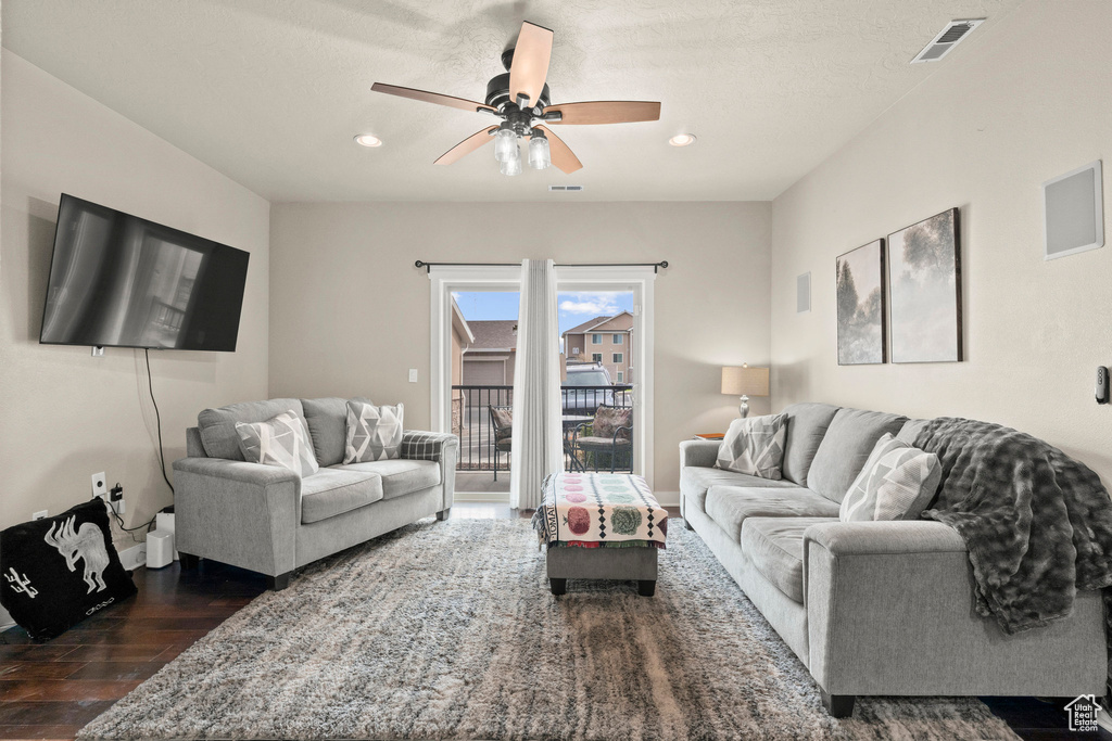 106 W SPRING HILL WAY Saratoga Springs, UT 84045