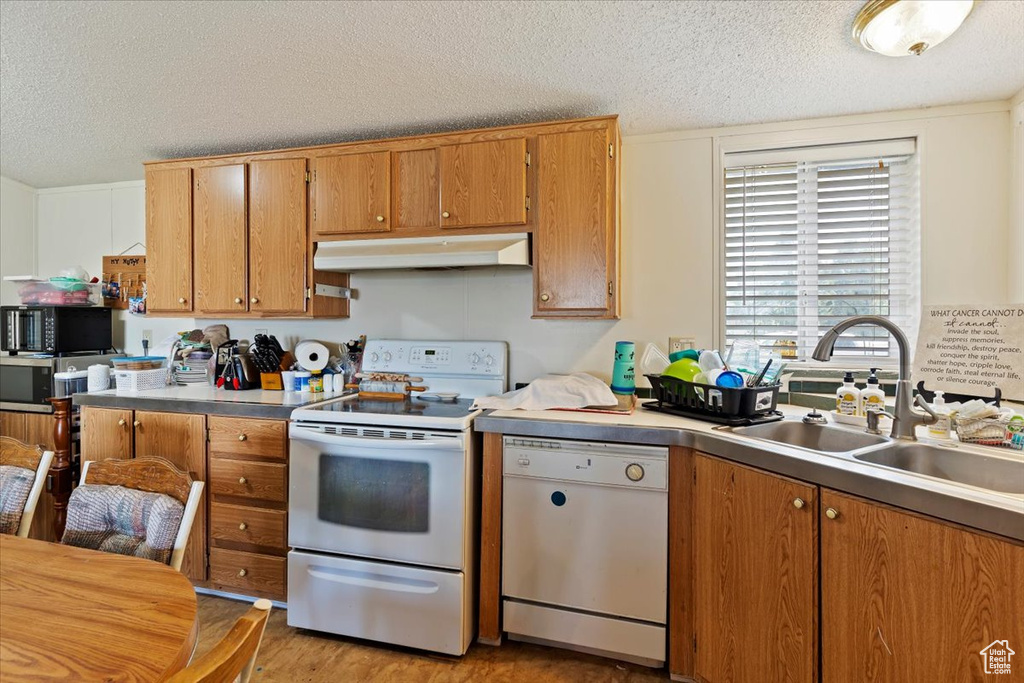 Photo 8 for MLS #2103180 at 1399 W 2100 South #163