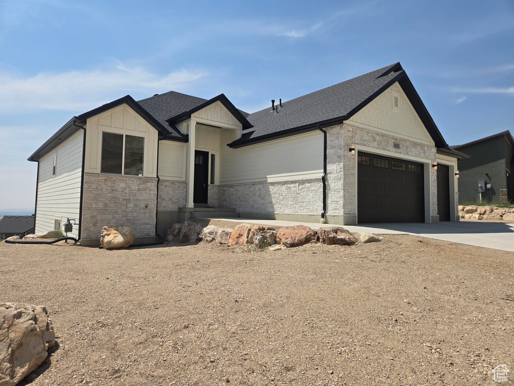 Photo 2 for MLS #2103215 at 3033 N Mountain Rd