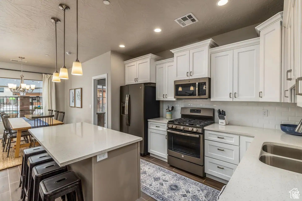 Photo 8 for MLS #2103217 at 355 N 2020 West