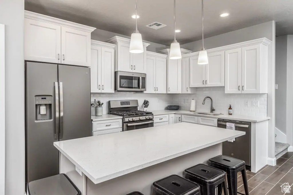 Photo 7 for MLS #2103217 at 355 N 2020 West