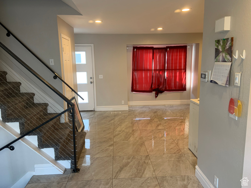 9979 S ALBURY RD Sandy, UT 84092