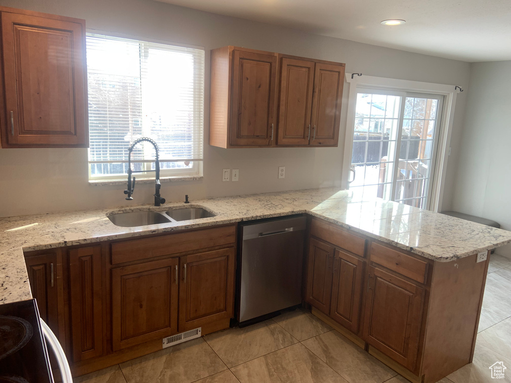 9979 S ALBURY RD Sandy, UT 84092
