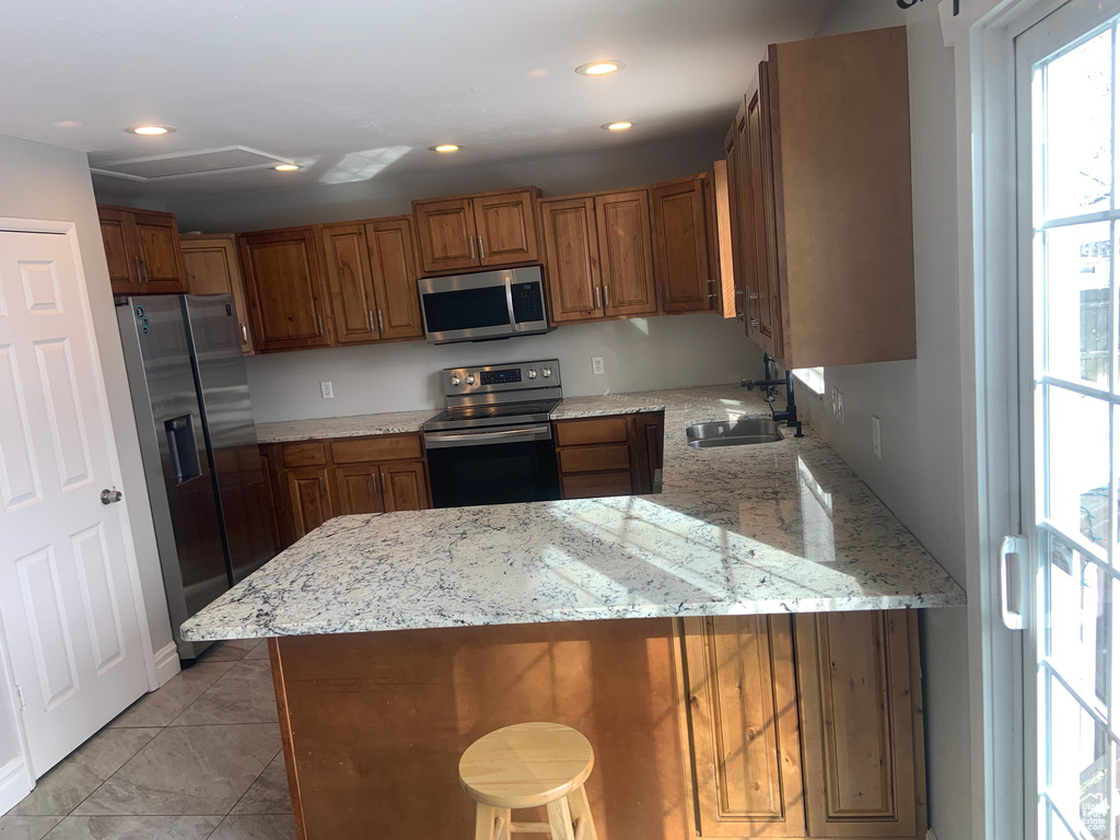 9979 S ALBURY RD Sandy, UT 84092