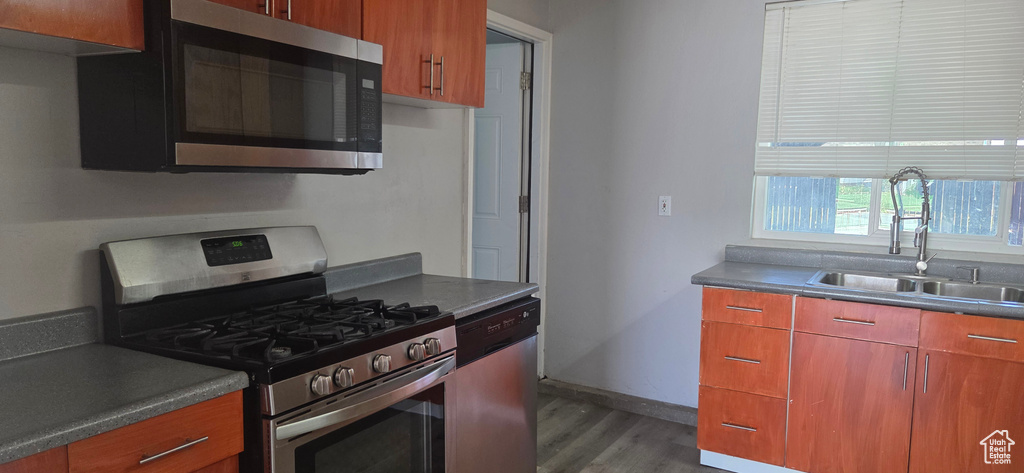 9979 S ALBURY RD Sandy, UT 84092
