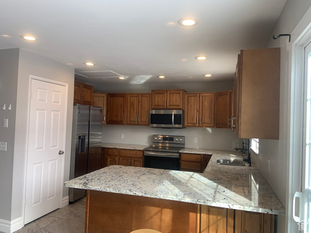 9979 S ALBURY RD Sandy, UT 84092
