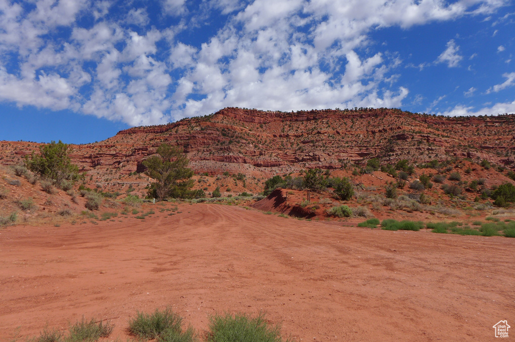 755  FAIRWAY DR. MULTIPLE PARCELS Kanab, UT 84741