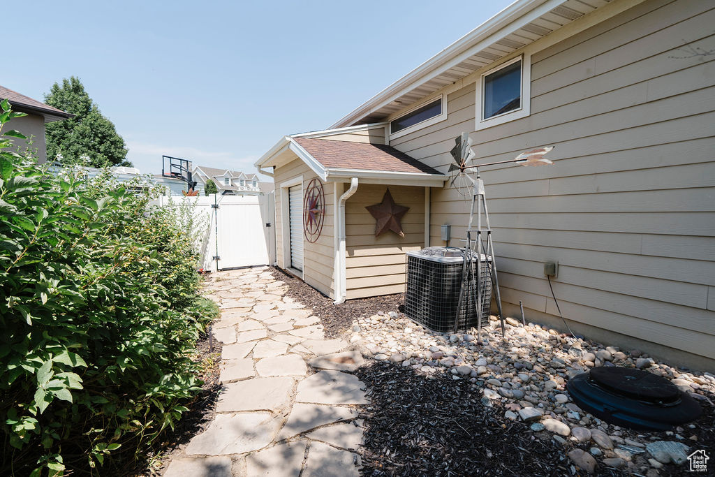 841 COUNTRY CIR Farmington, UT 84025
