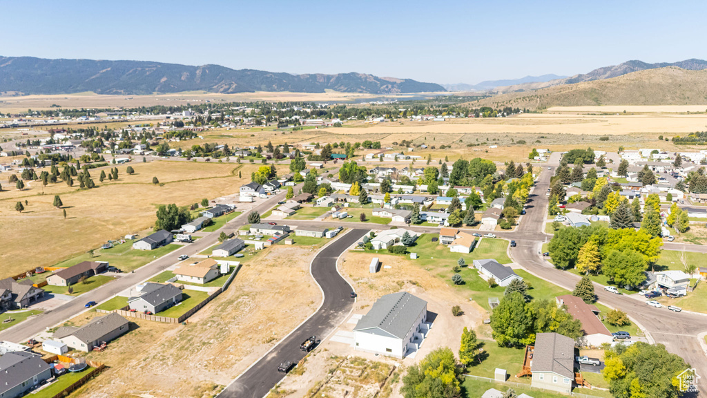 811 E HIGHLAND WAY Soda Springs, ID 83276