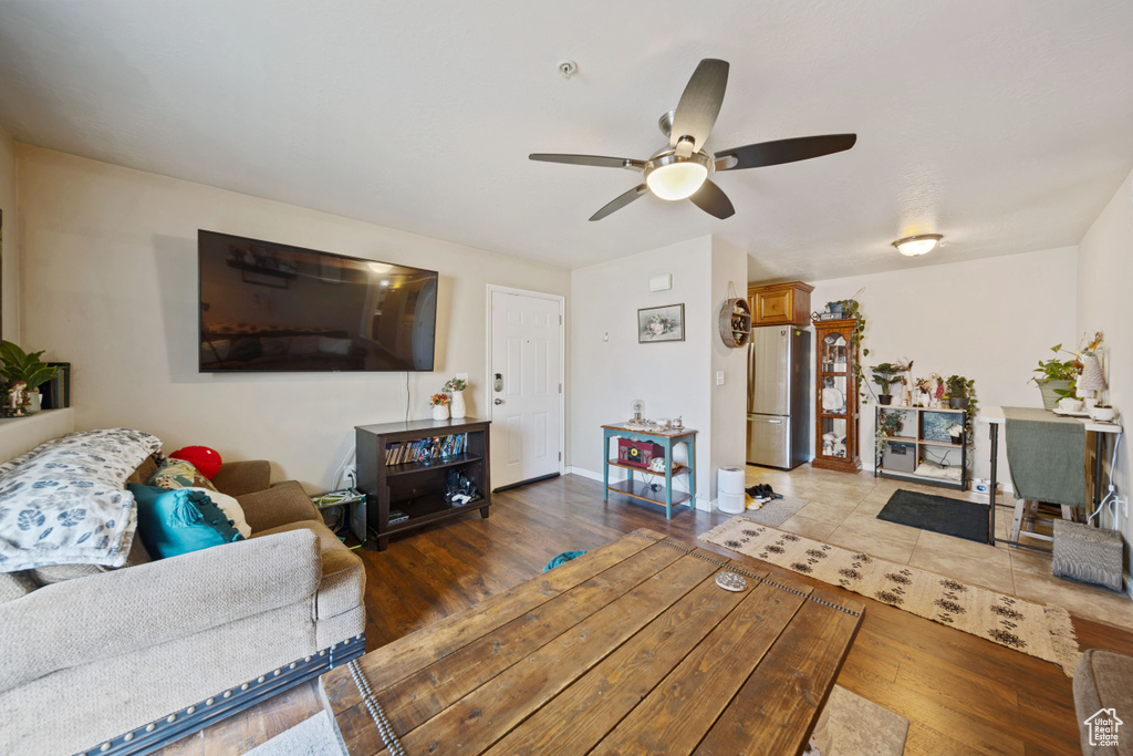 1922 N CREST RD Saratoga Springs, UT 84045