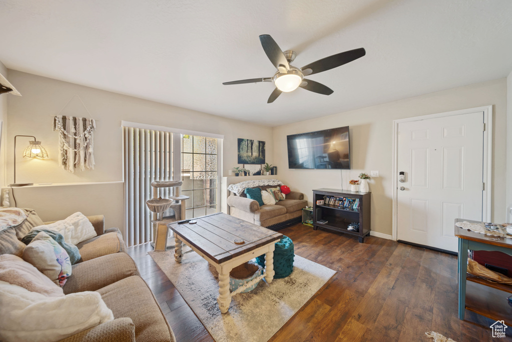 1922 N CREST RD Saratoga Springs, UT 84045