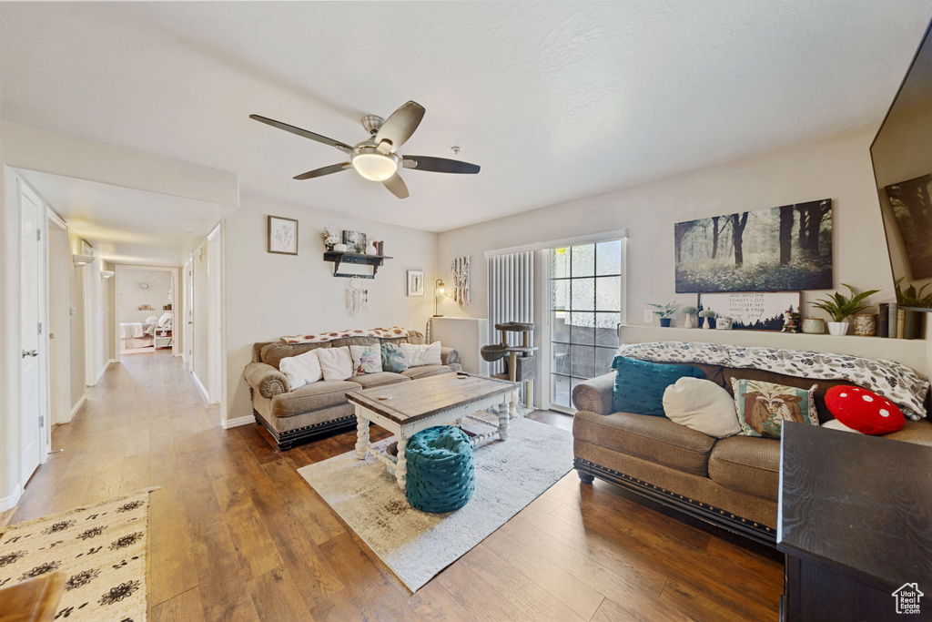 1922 N CREST RD Saratoga Springs, UT 84045