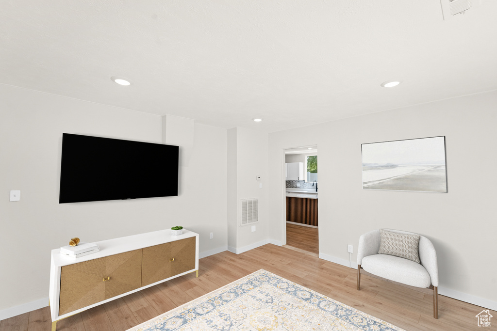 Photo 19 for MLS #2103237 at 142 W 2nd St