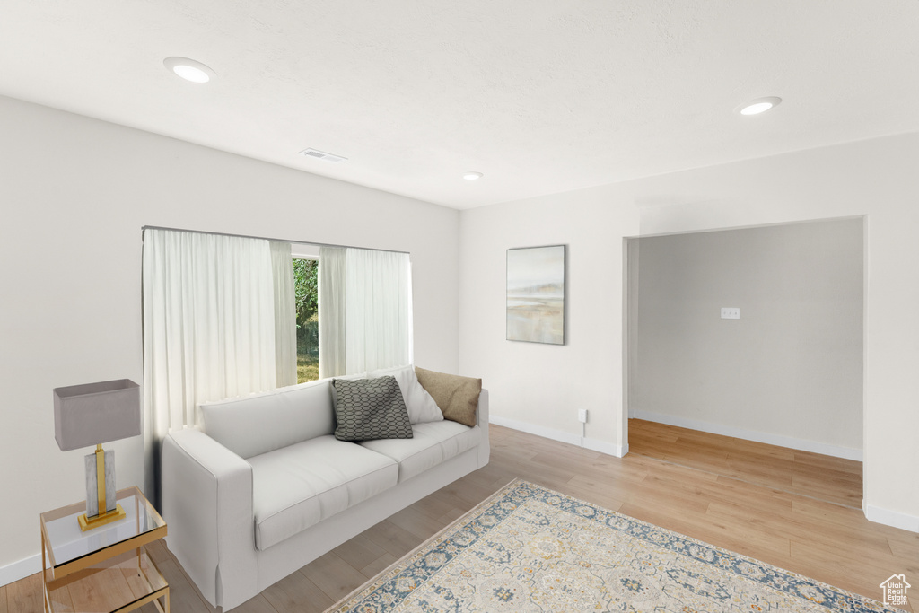 Photo 17 for MLS #2103237 at 142 W 2nd St