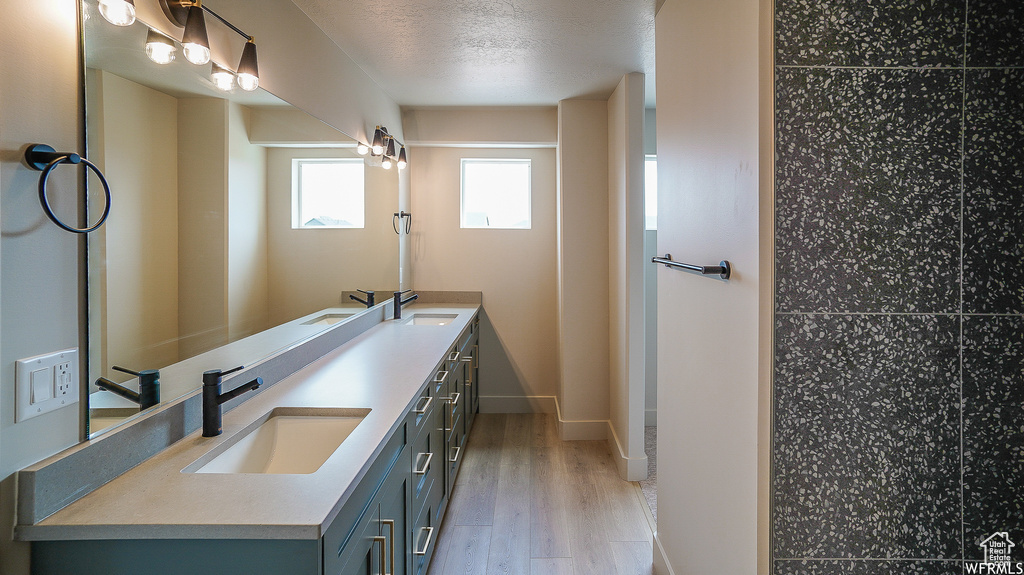 964 W 1880 S Syracuse, UT 84075